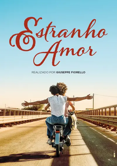 Capa Estranho Amor